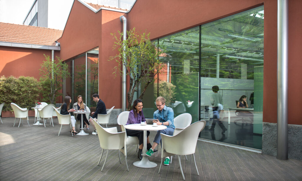 5. YNAP_Milano_Exterior Area_Credits PH Gabriel De La Chapelle